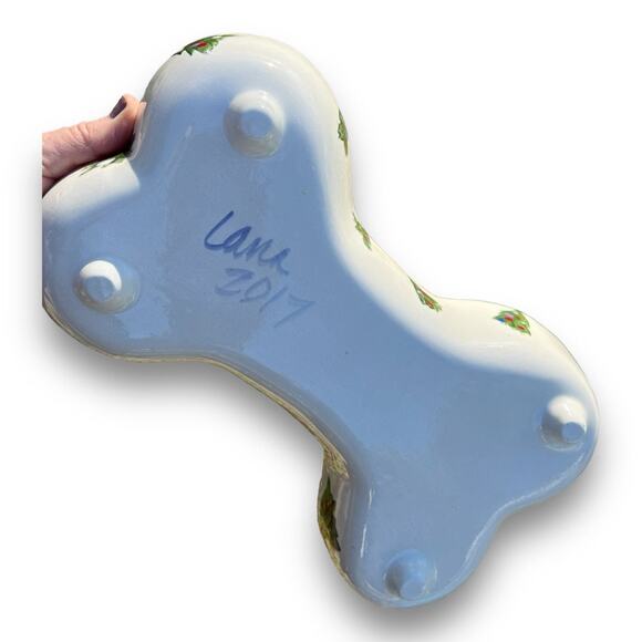 Dog Dish Shaped like a Bone with Christmas Trees & Blue Enterior - Picture 6 of 8
